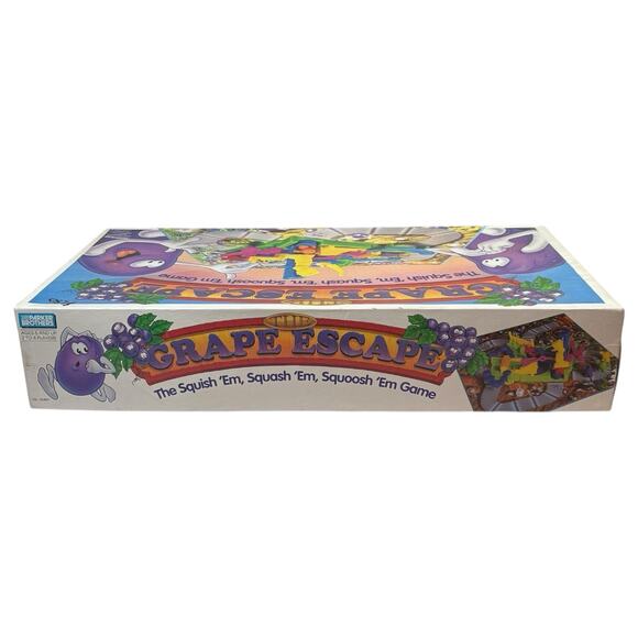 VTG 1992 "The Grape Escape" Board Game Parker Brothers 99% COMPLETE! NO DIE 90s - Picture 4 of 16
